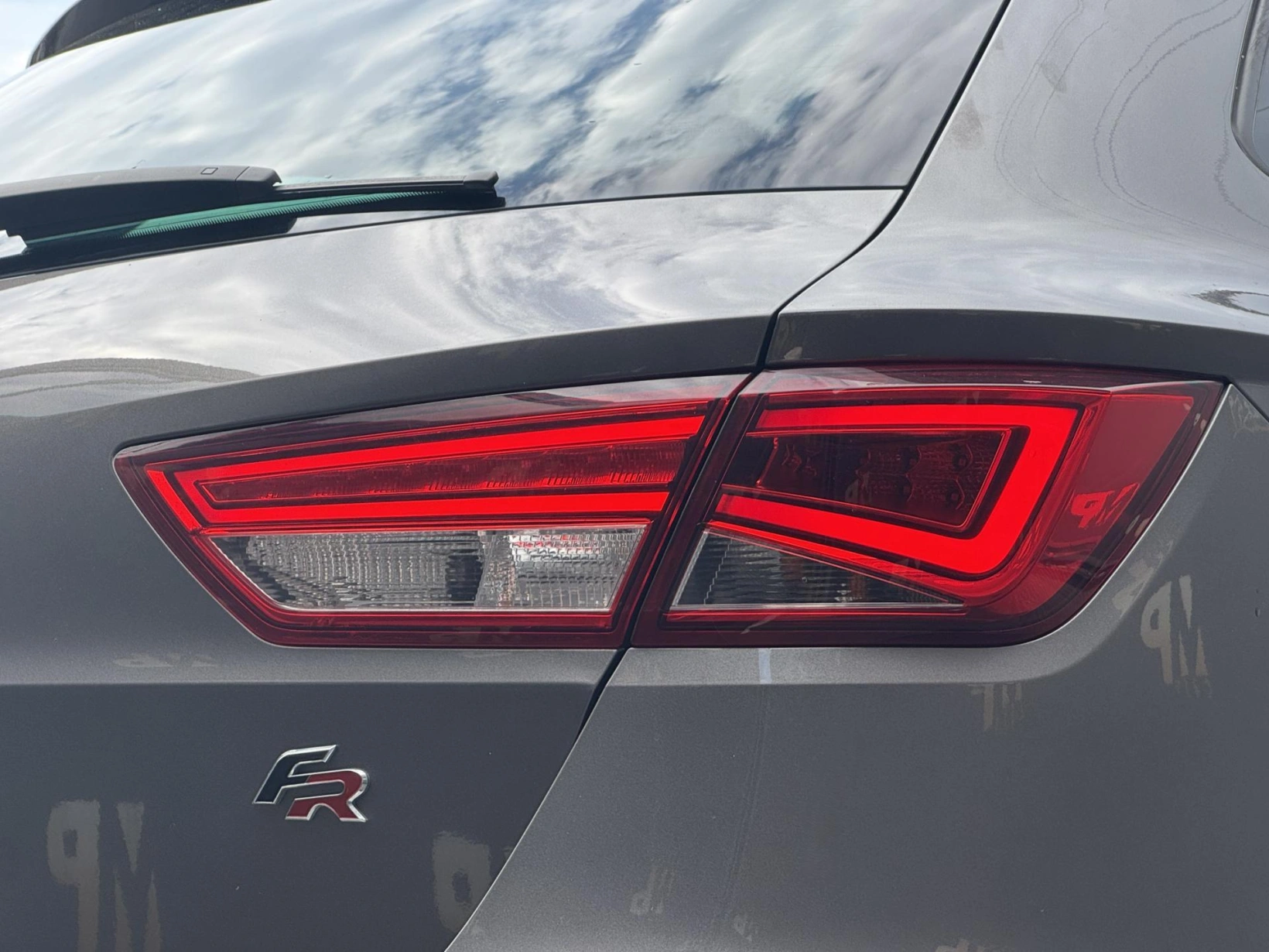Seat Leon – 1.4TSi 92kW MAN FR, PANO 1.Maj