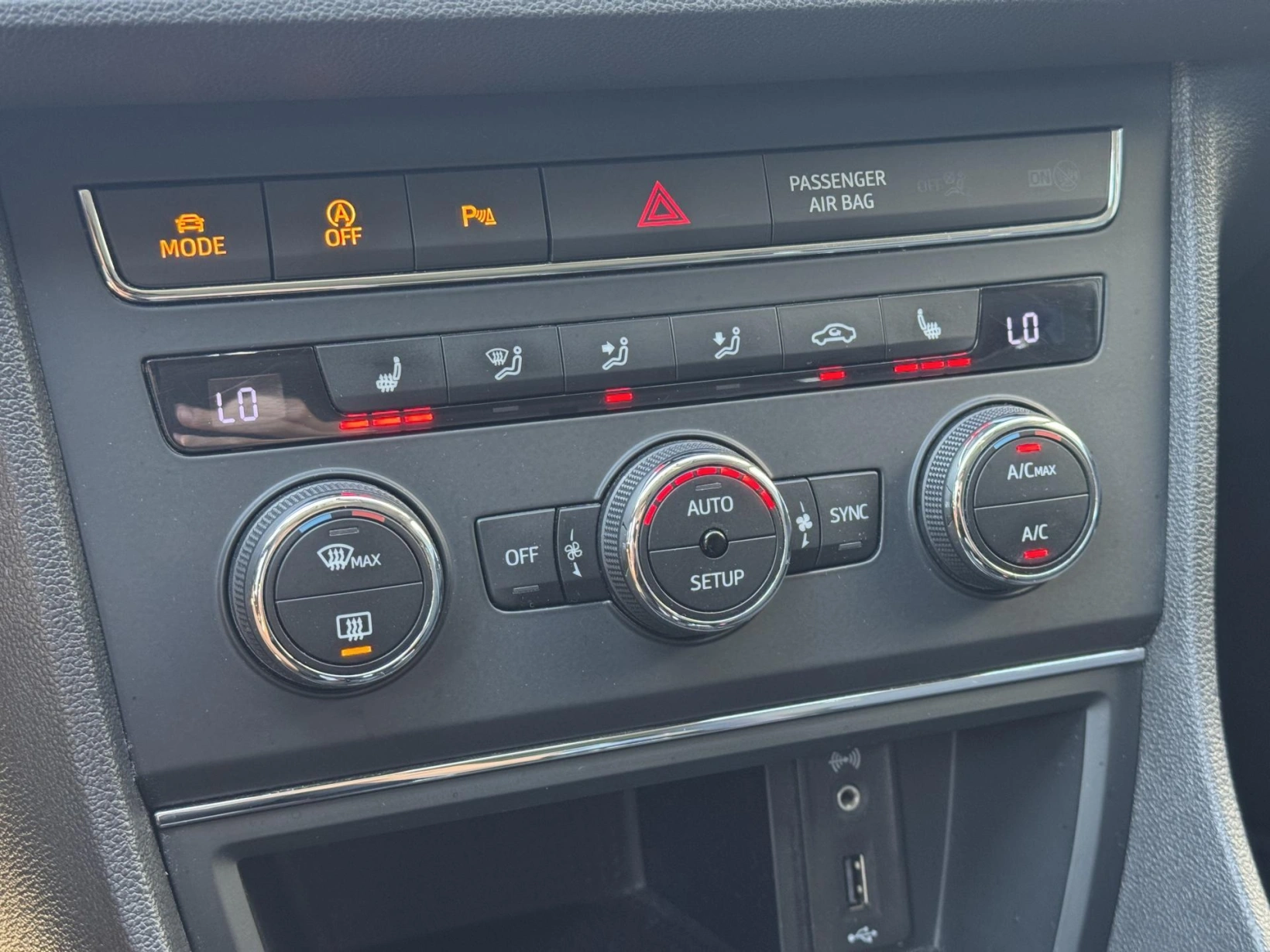 Seat Leon – 1.4TSi 92kW MAN FR, Alcantara