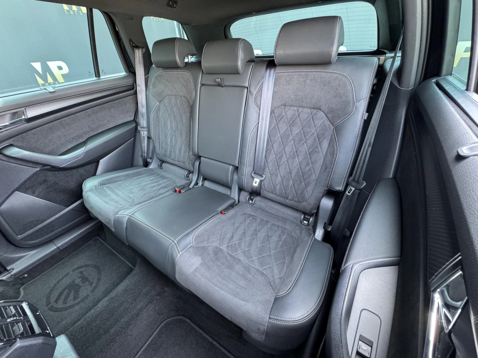 Škoda Kodiaq – 2.0TSi DSG Sportline 4X4, DPH