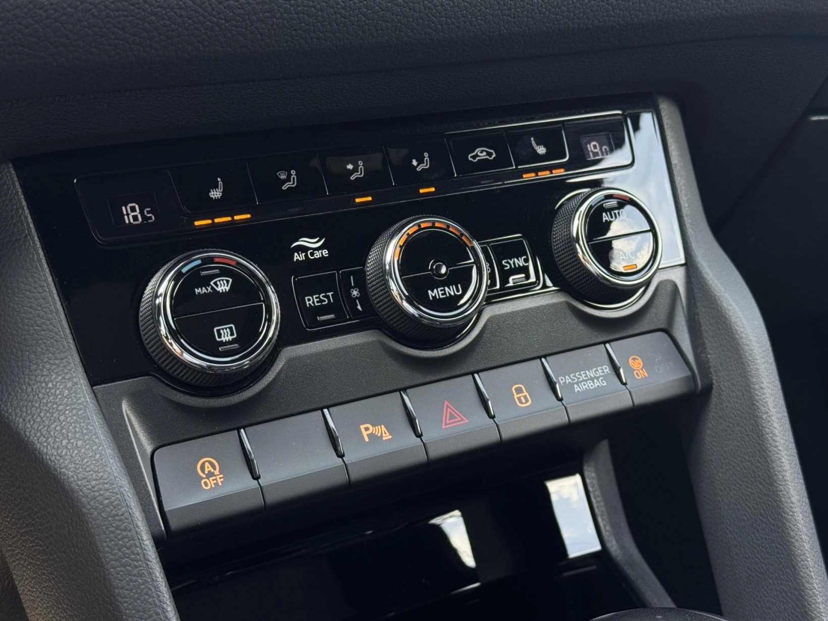 Škoda Kodiaq – 2.0TSi DSG Sportline 4X4, DPH