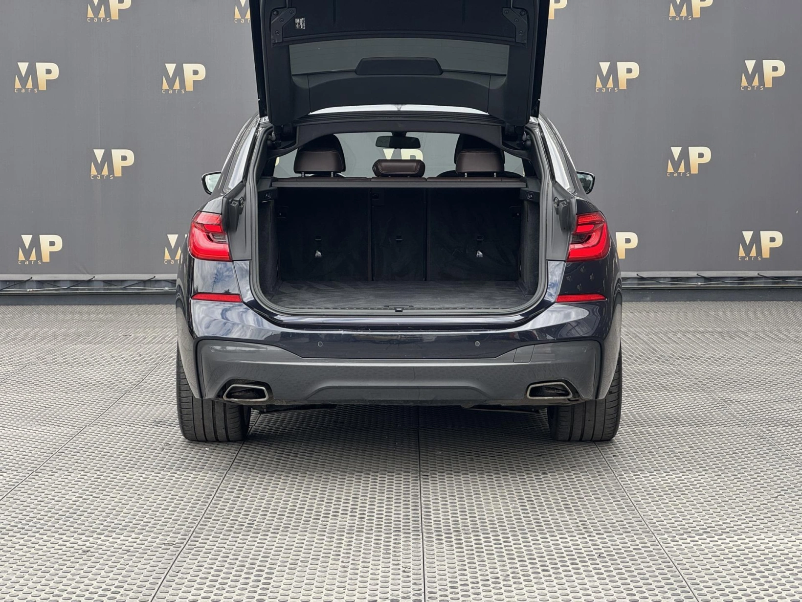 BMW Řada 6 – 630D XDrive GT, M-Paket, DPH