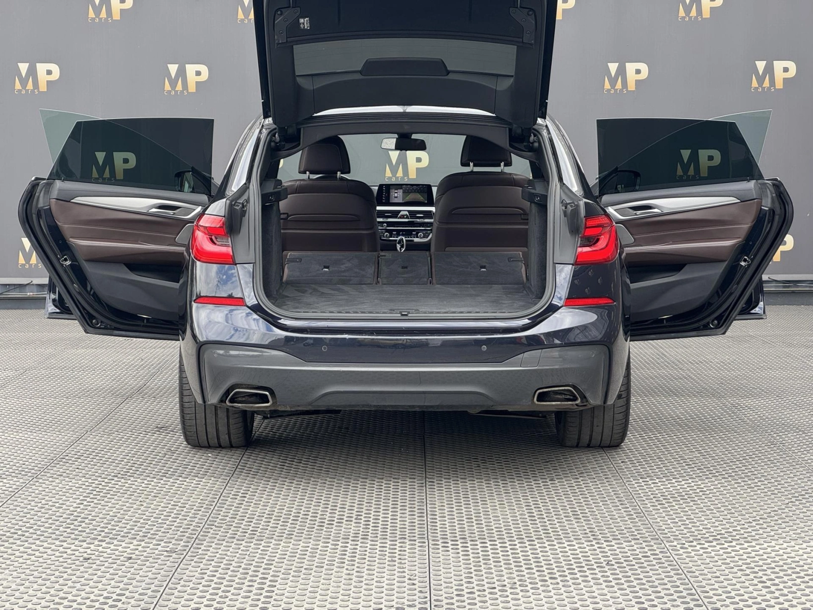 BMW Řada 6 – 630D XDrive GT, M-Paket, DPH