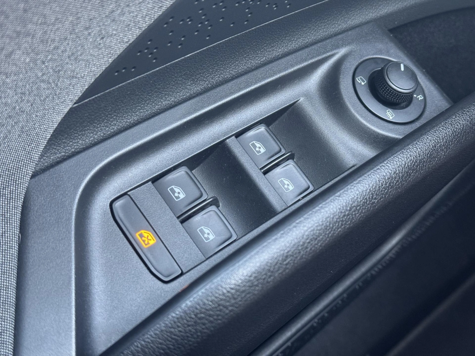 Škoda Enyaq – iV 60 132kW LOFT, 62kWh, DPH