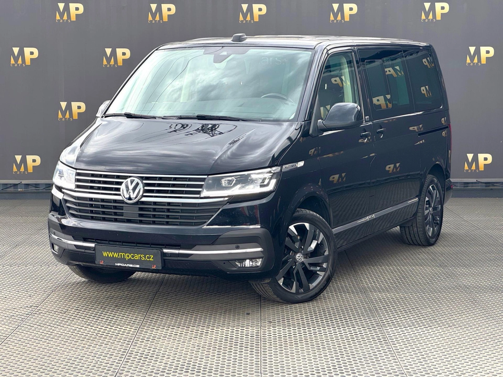 Volkswagen Multivan – 2.0TDi DSG 110kW Highline, DPH