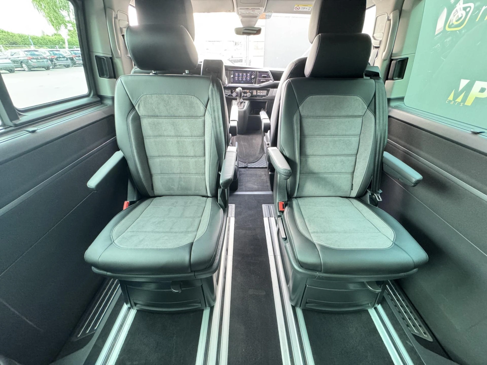 Volkswagen Multivan – 2.0TDi DSG 110kW Highline, DPH