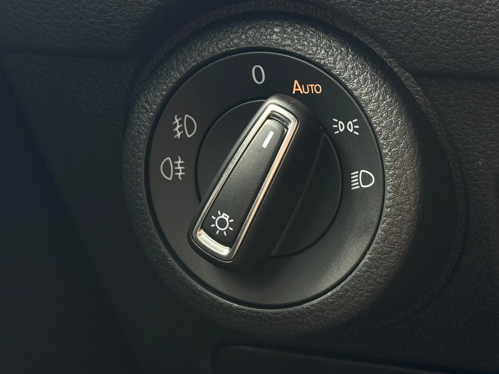 Volkswagen Multivan – 2.0TDi DSG 110kW Highline, DPH